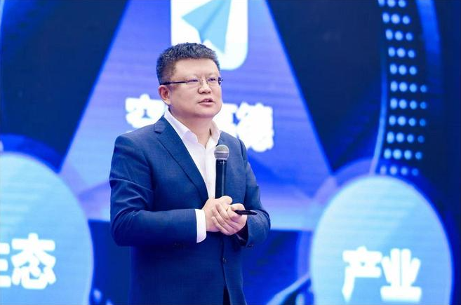 高德地图副总裁董振宁:未来5—10年,低空经济有希望实现千亿规模